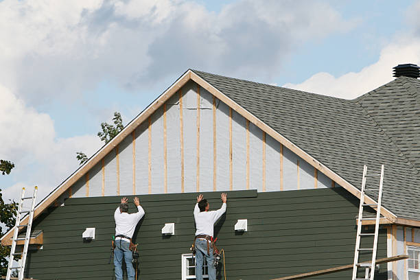 Professional Siding Contractor technician working in Rockwell, NC